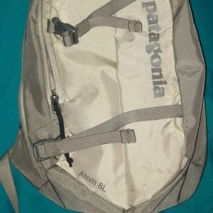 Patagonia Atom 8L Sling Backpack